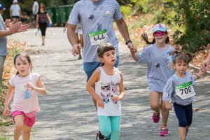 "Στους Δρόμους του Νησιού" -Family Run 2017