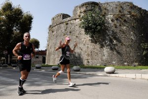 «Επανάσταση» του δρομικού κινήματος το Ioannina Lake Run