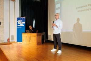 Οι εθελοντές μπήκαν πρώτοι στη γραμμή εκκίνησης του ILR20